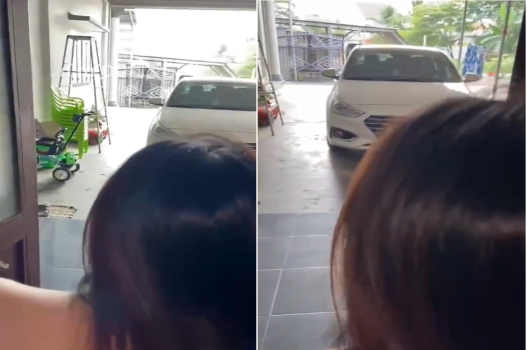 Địt nhau ngay trước cửa nhà khi bố mẹ nàng vắng nhà